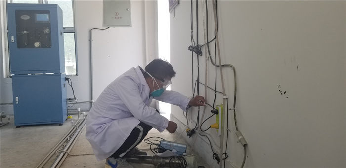 日喀則市吉隆鎮污水處理廠日常工作圖